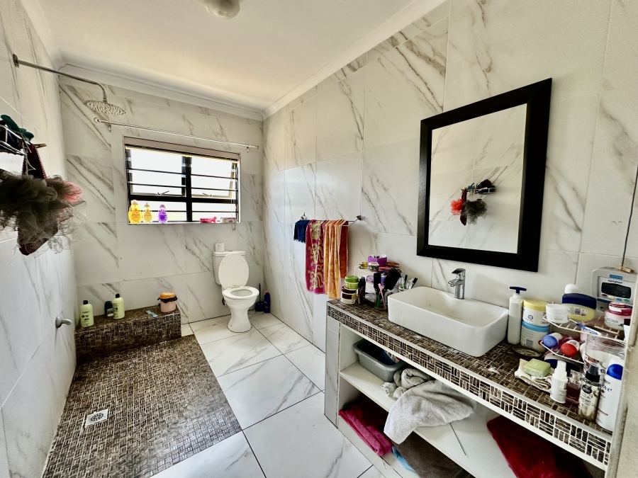 4 Bedroom Property for Sale in Vasco Estate Western Cape